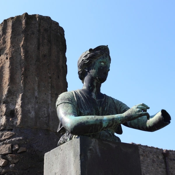 Campania-Pompeii.jpg