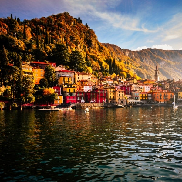 Lombadia Varenna como lake